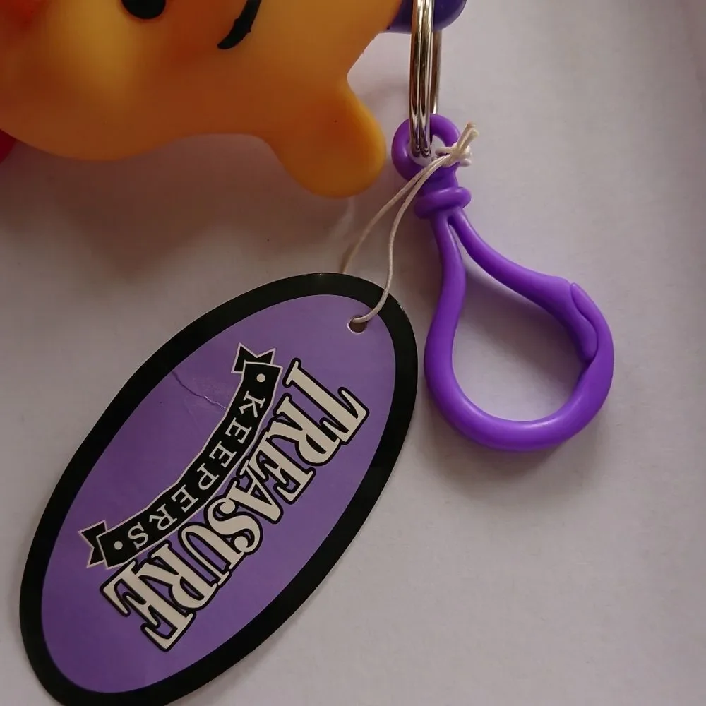Winnie the Pooh, Disney - Pooh Treasure Keeper keychain